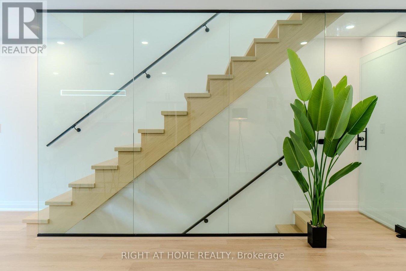 16 HABIBI LANE - Photo 3
