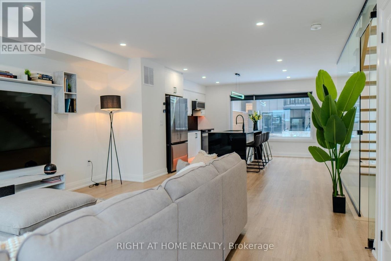 16 HABIBI LANE - Photo 5