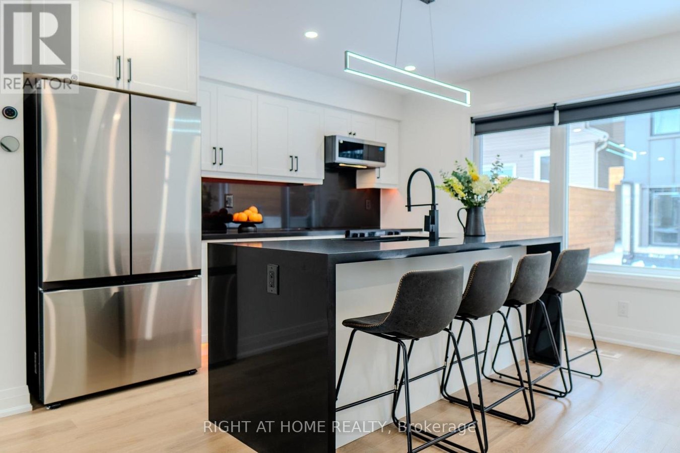 16 HABIBI LANE - Photo 9