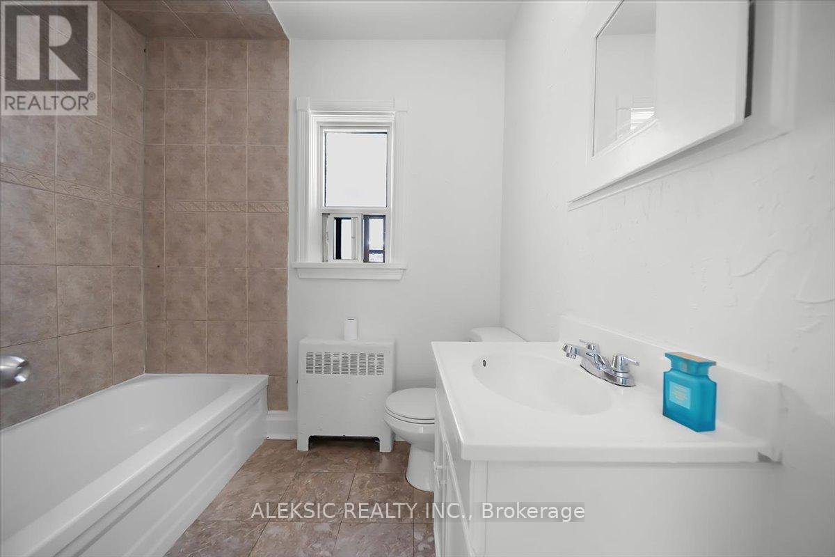 179 THIRTIETH STREET - Photo 16