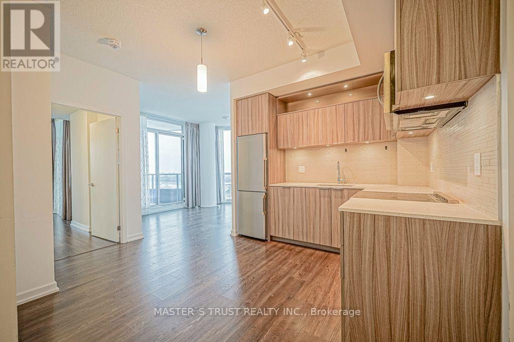 1910 - 50 FOREST MANOR ROAD - Photo 9