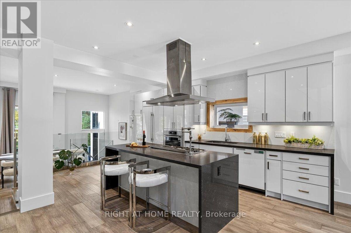64 LARWOOD BOULEVARD - Photo 6