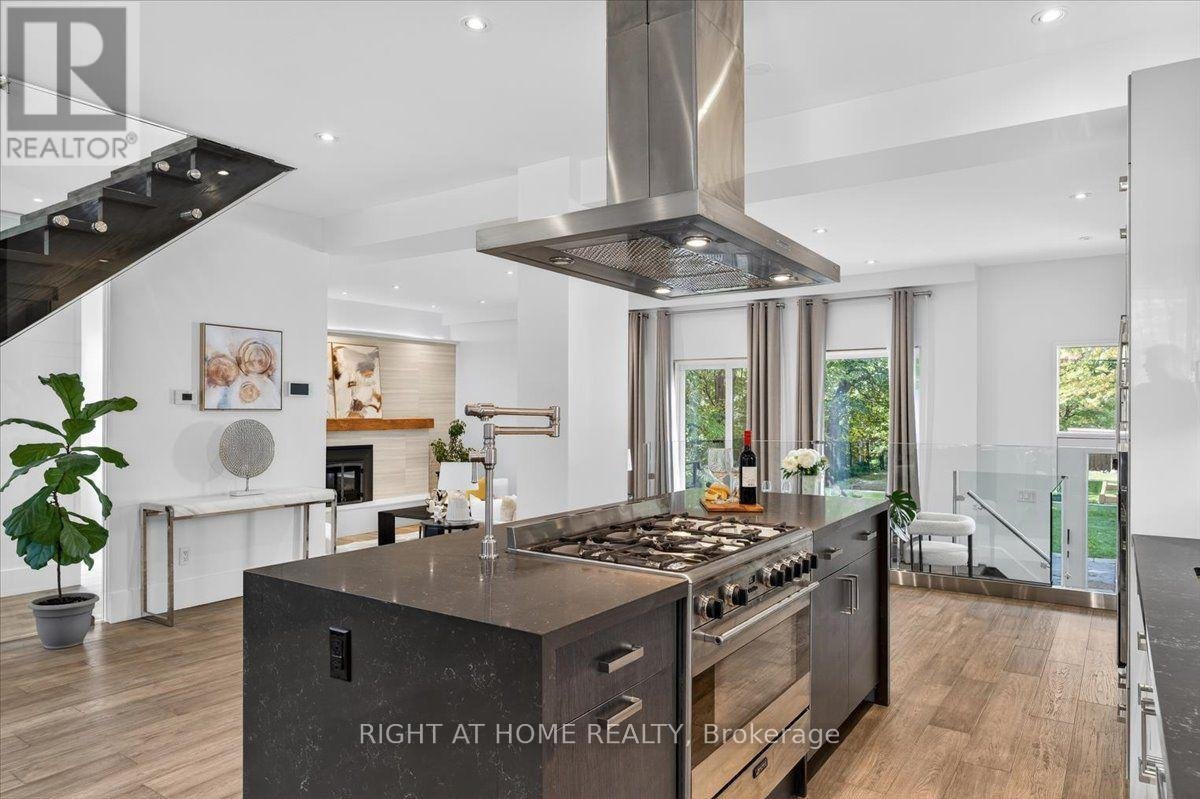 64 LARWOOD BOULEVARD - Photo 8