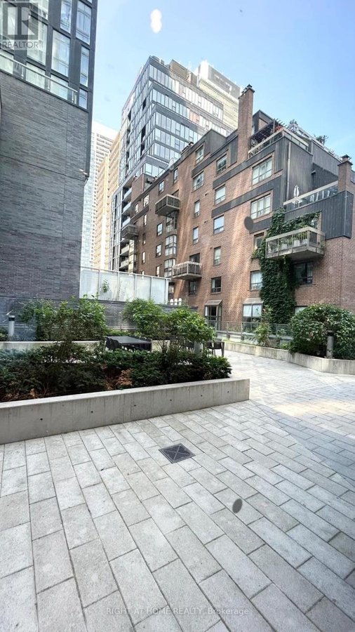 1906 - 50 WELLESLEY STREET E - Photo 3