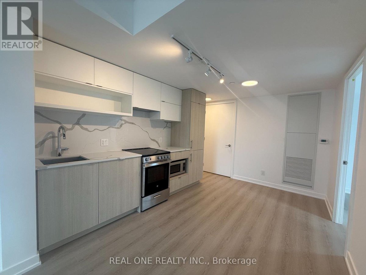 2015 - 100 QUEEN STREET E - Photo 2