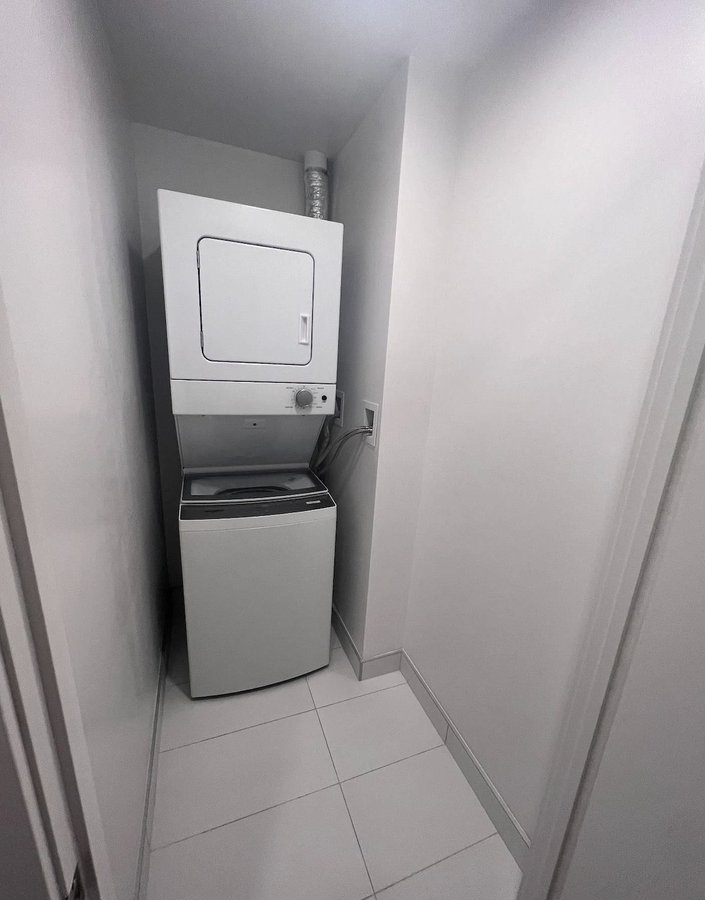 121 Saint Patrick Street - Photo 4