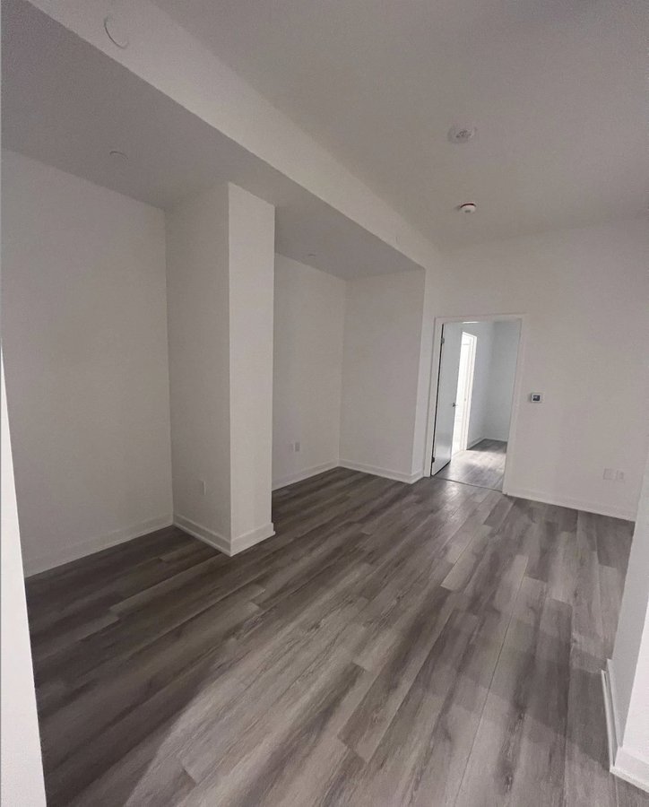 121 Saint Patrick Street - Photo 5