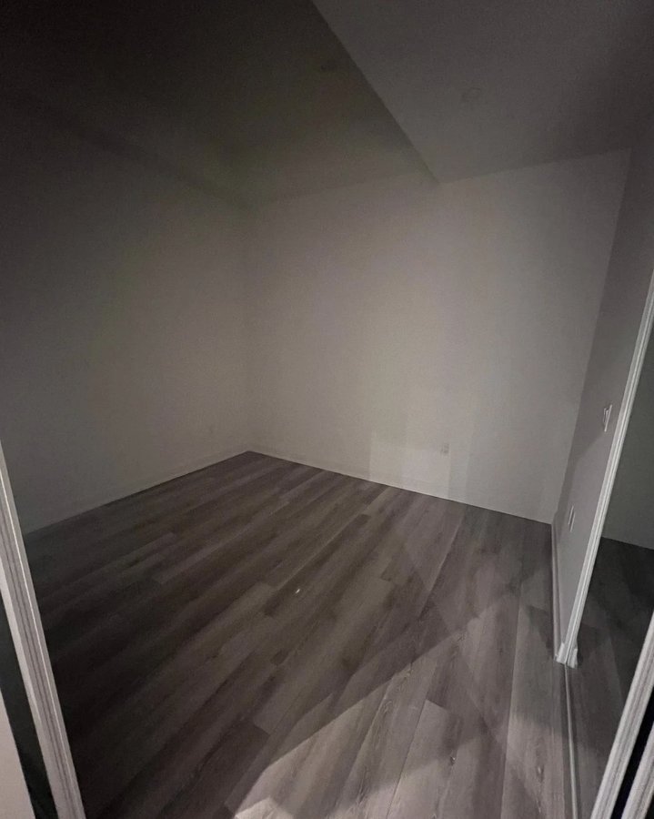121 Saint Patrick Street - Photo 8