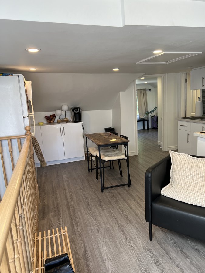 296 Bathurst Street - Photo 10