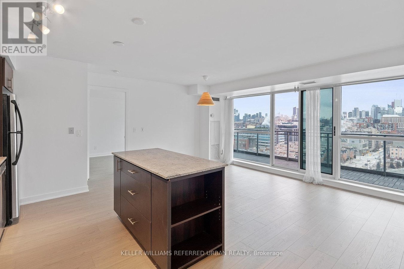 1207 - 80 WESTERN BATTERY ROAD - Photo 2