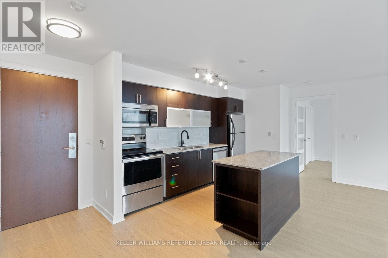 1207 - 80 WESTERN BATTERY ROAD - Photo 3