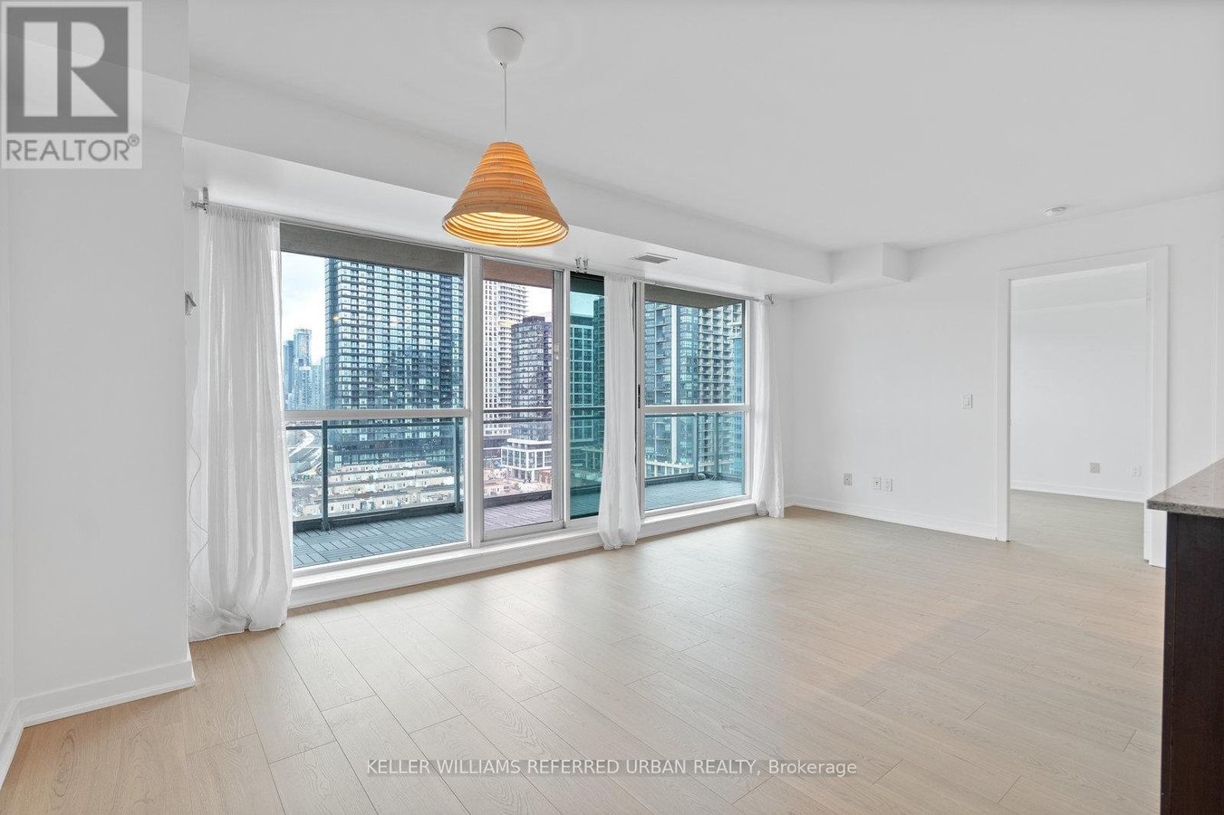 1207 - 80 WESTERN BATTERY ROAD - Photo 6
