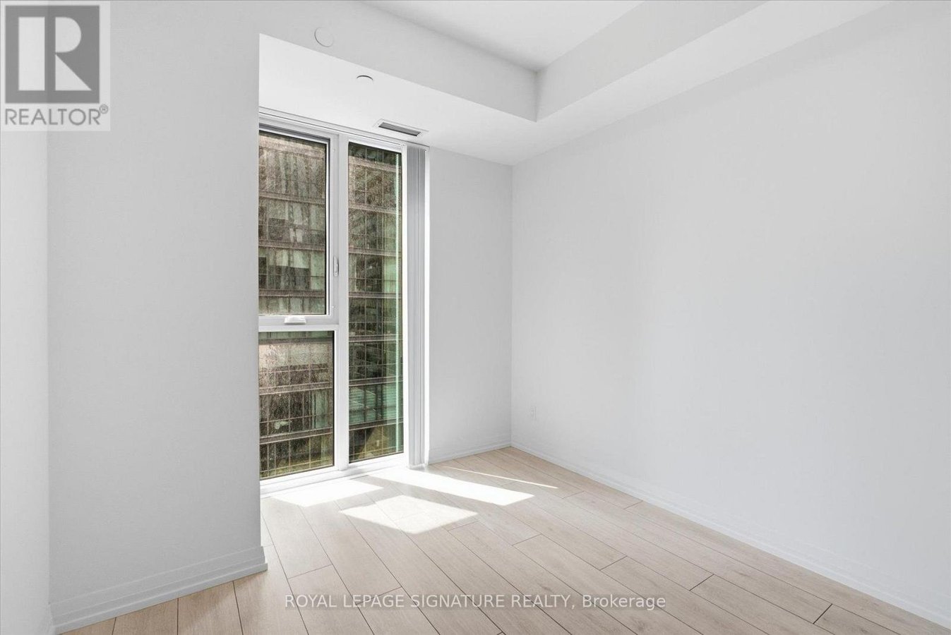 1519 - 400 KING STREET W - Photo 12