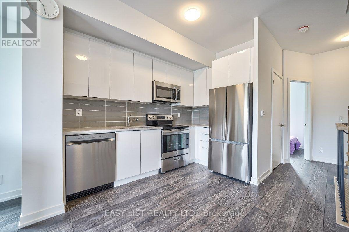 27 SPRUCE PINES CRESCENT - Photo 6