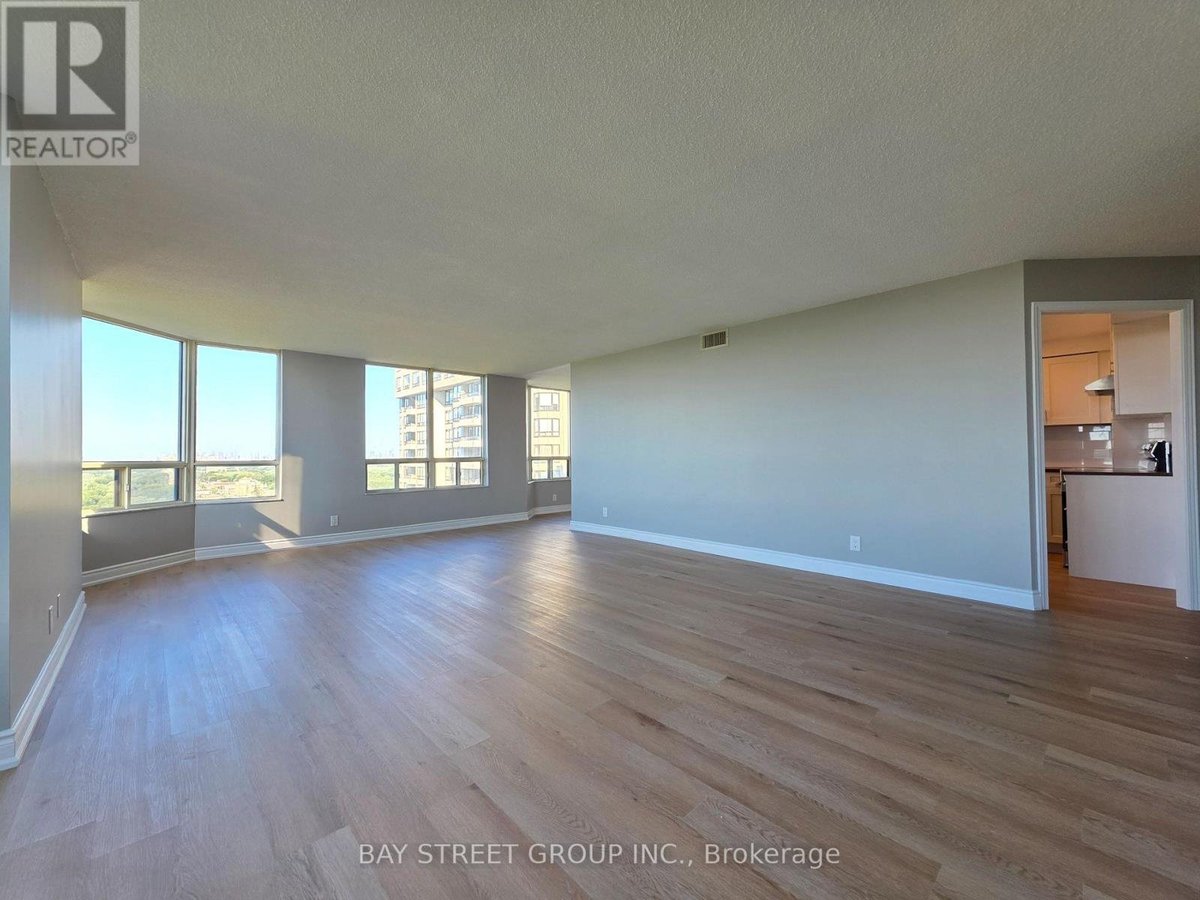 2011 - 1 ABERFOYLE CRESCENT - Photo 6
