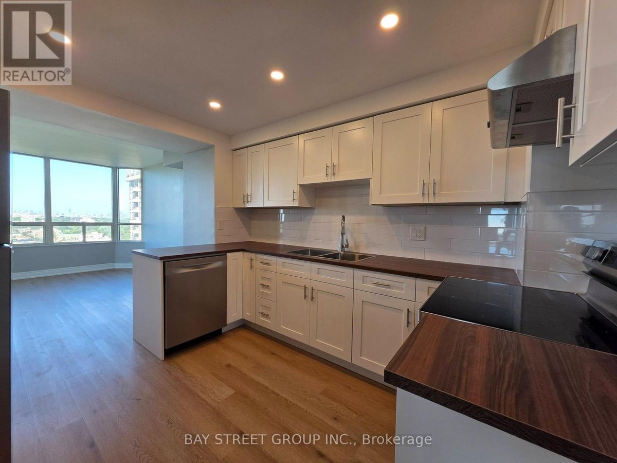 2011 - 1 ABERFOYLE CRESCENT - Photo 9