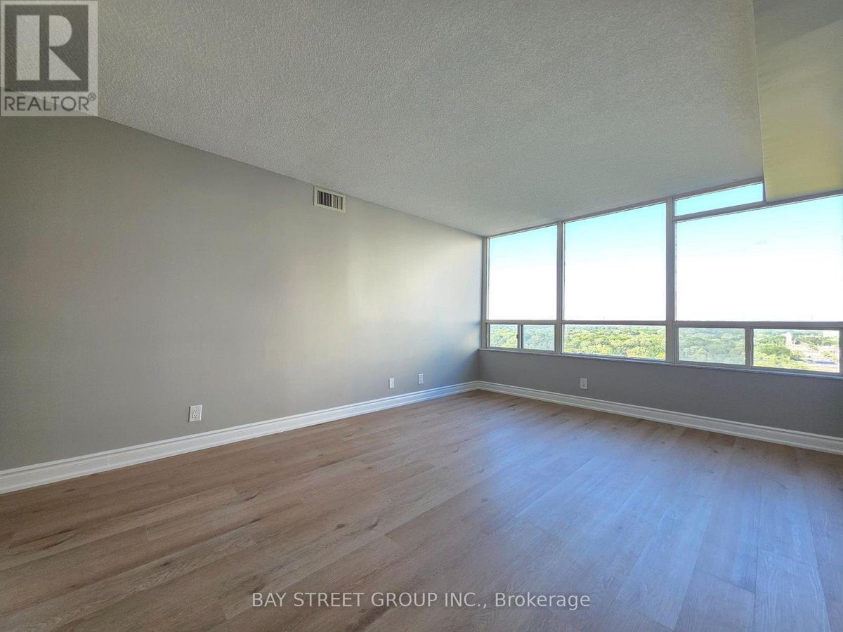 2011 - 1 ABERFOYLE CRESCENT - Photo 14