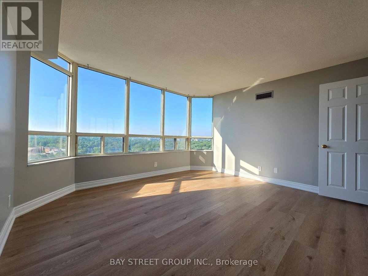 2011 - 1 ABERFOYLE CRESCENT - Photo 17