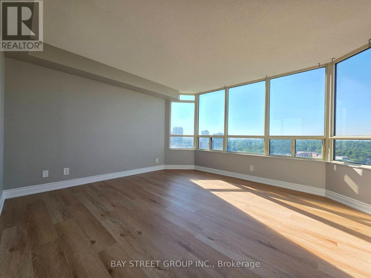 2011 - 1 ABERFOYLE CRESCENT - Photo 18