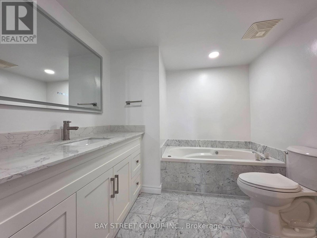 2011 - 1 ABERFOYLE CRESCENT - Photo 20