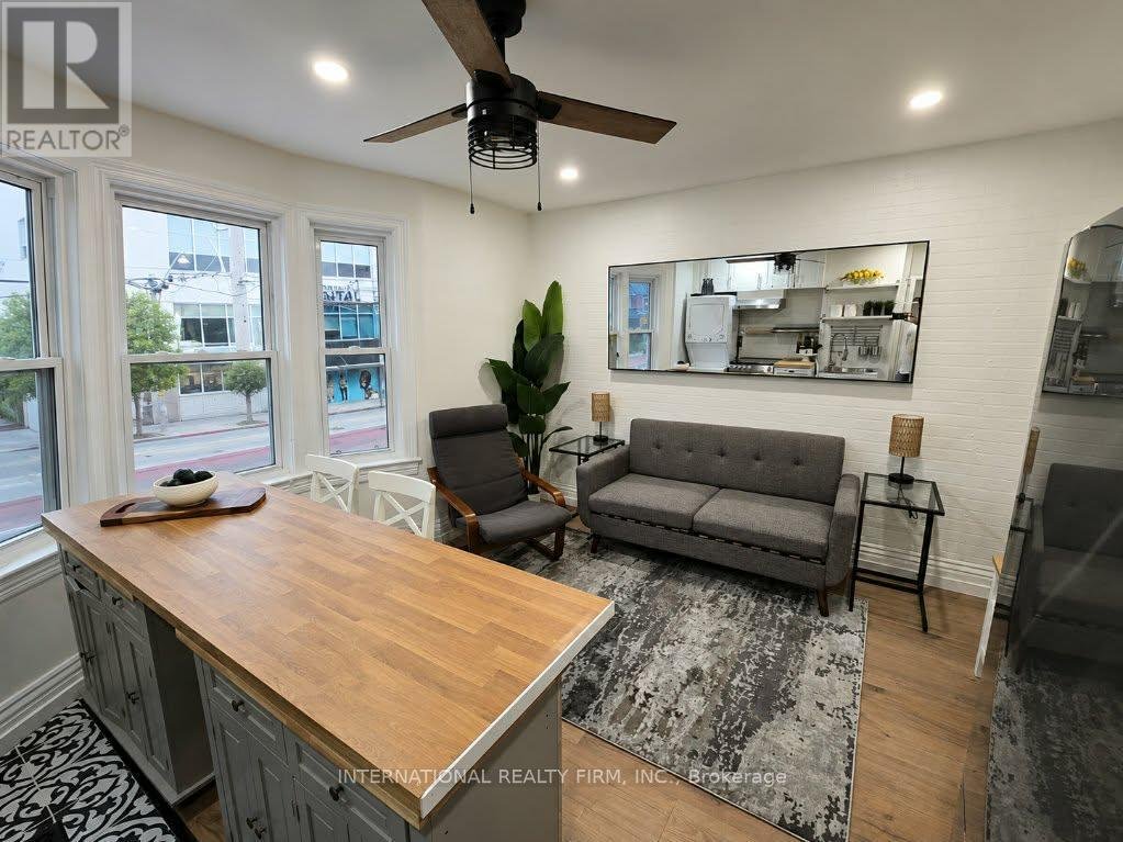UPPER - 793 DUFFERIN STREET - Photo 7