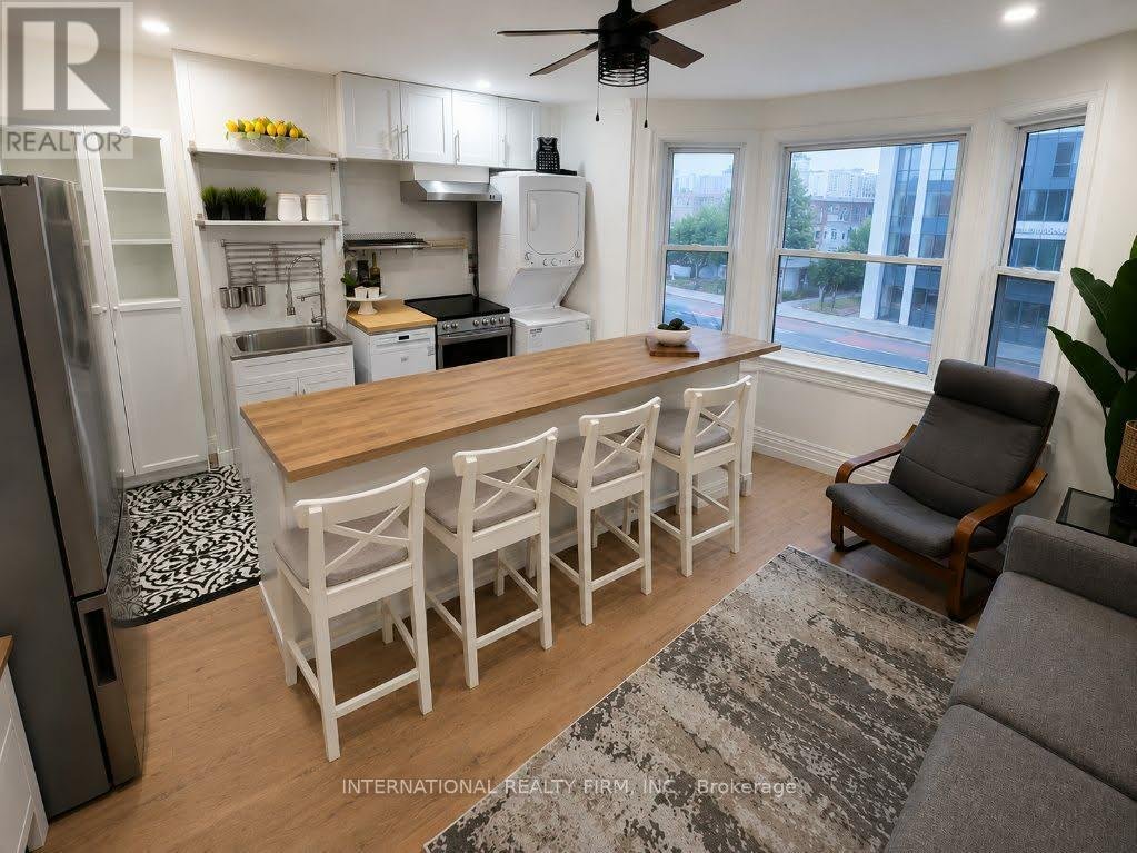 UPPER - 793 DUFFERIN STREET - Photo 11