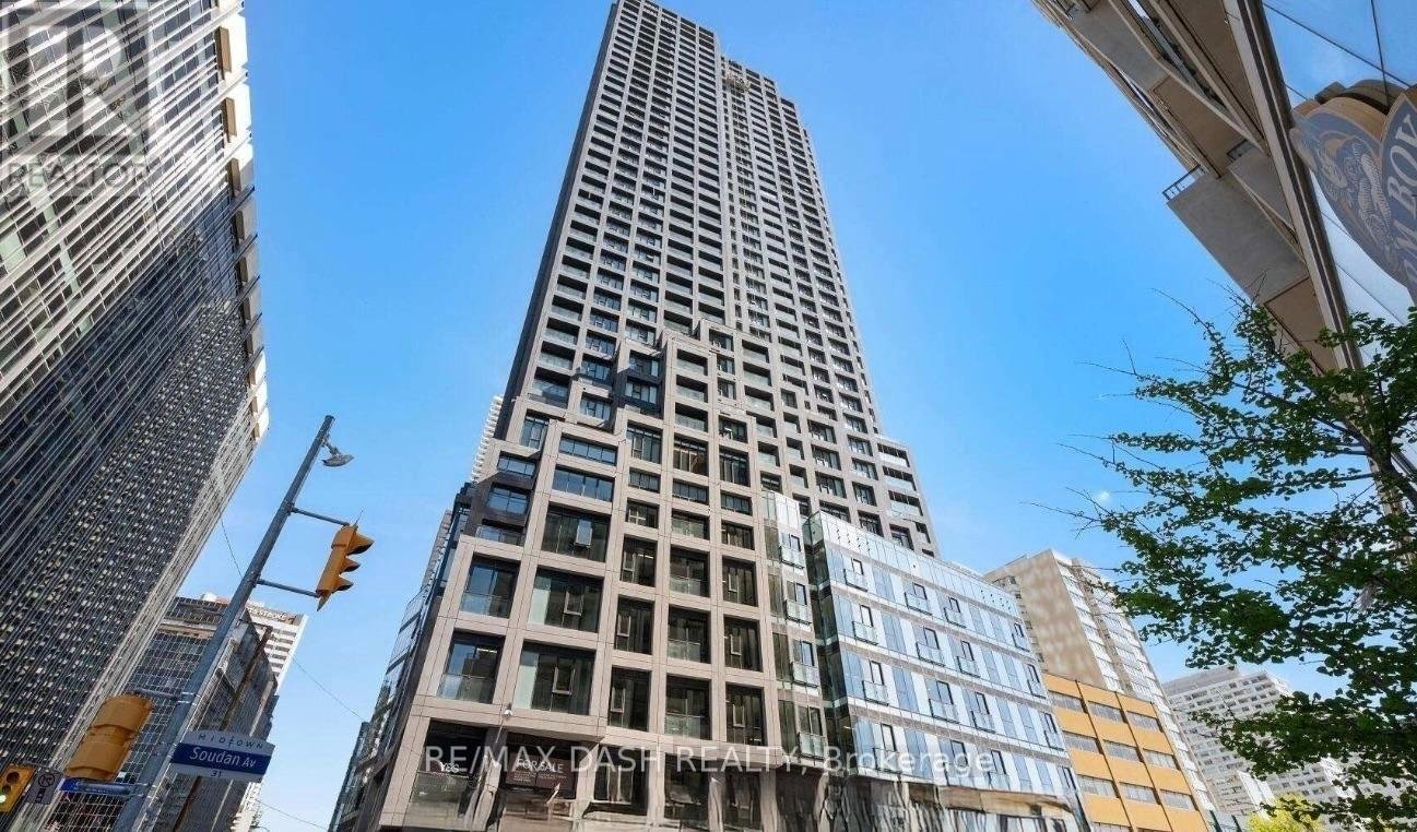 907 - 20 SOUDAN AVENUE - Photo 1