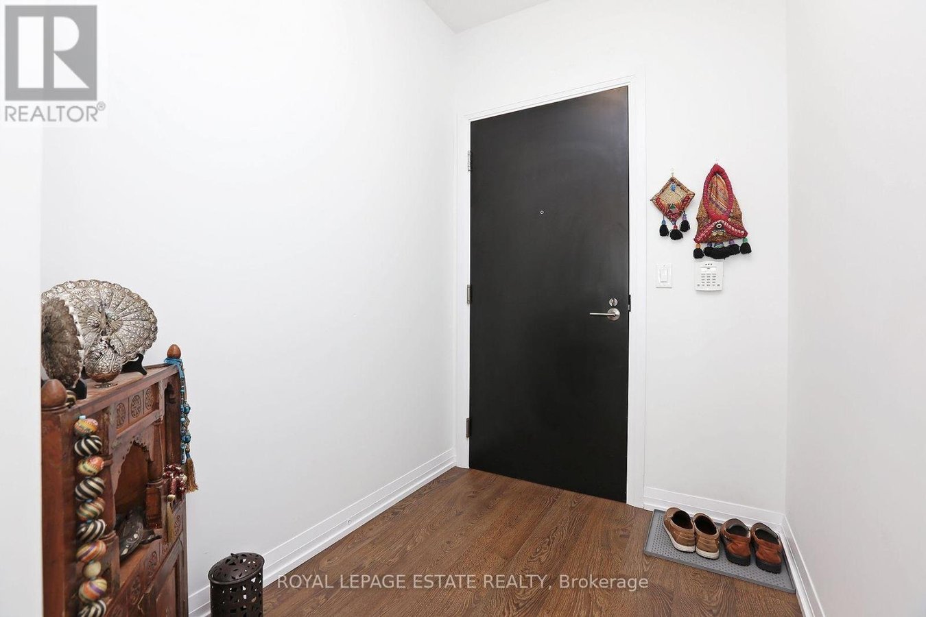 510 - 101 ERSKINE AVENUE - Photo 3