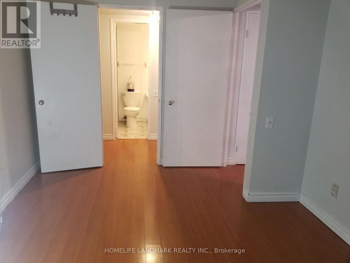 901 - 2460 EGLINTON AVENUE E - Photo 6
