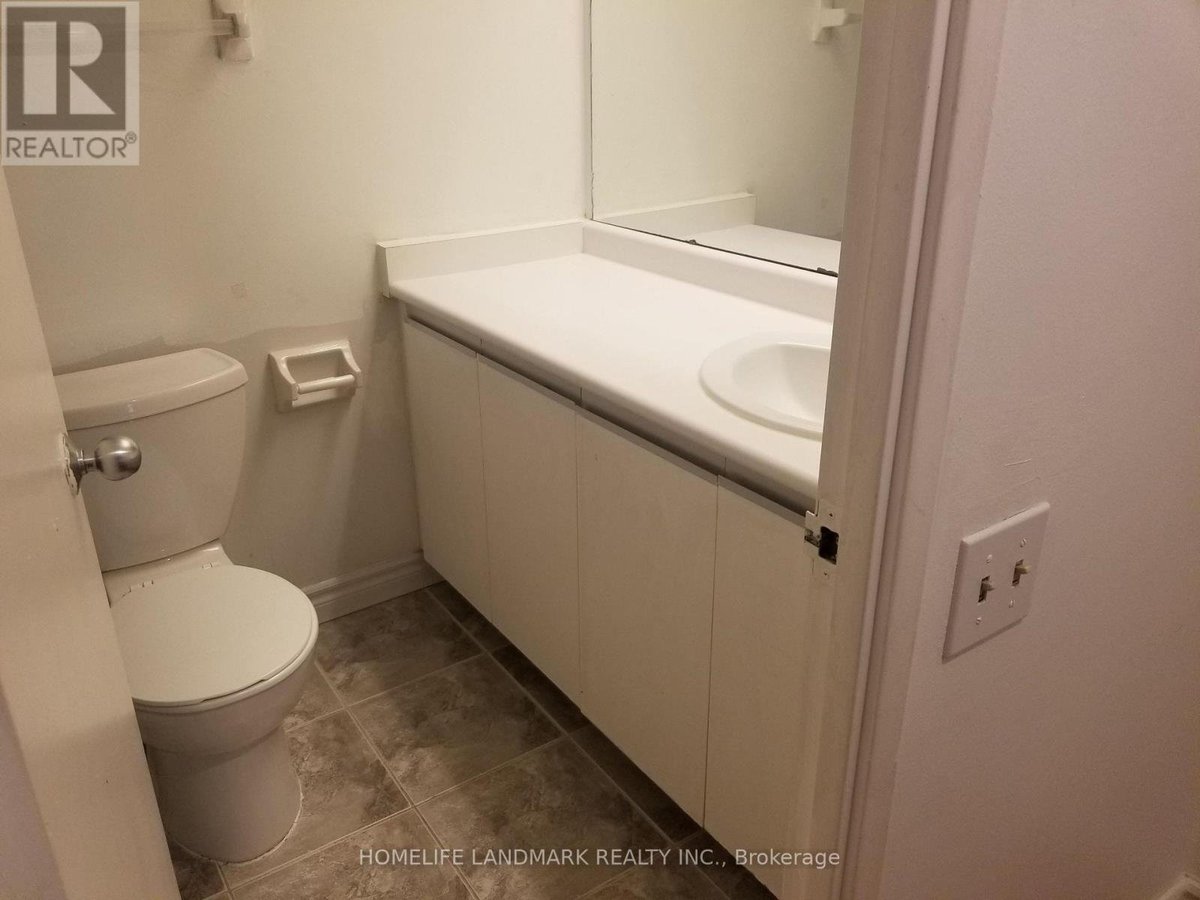 901 - 2460 EGLINTON AVENUE E - Photo 12