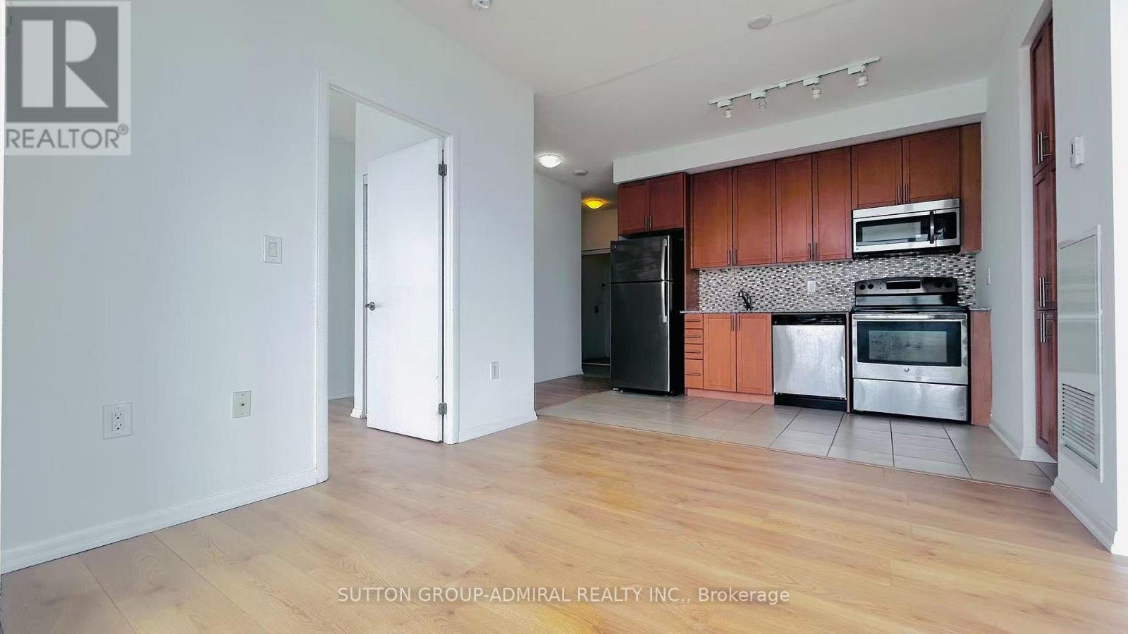 2911 - 830 LAWRENCE AVENUE W - Photo 10