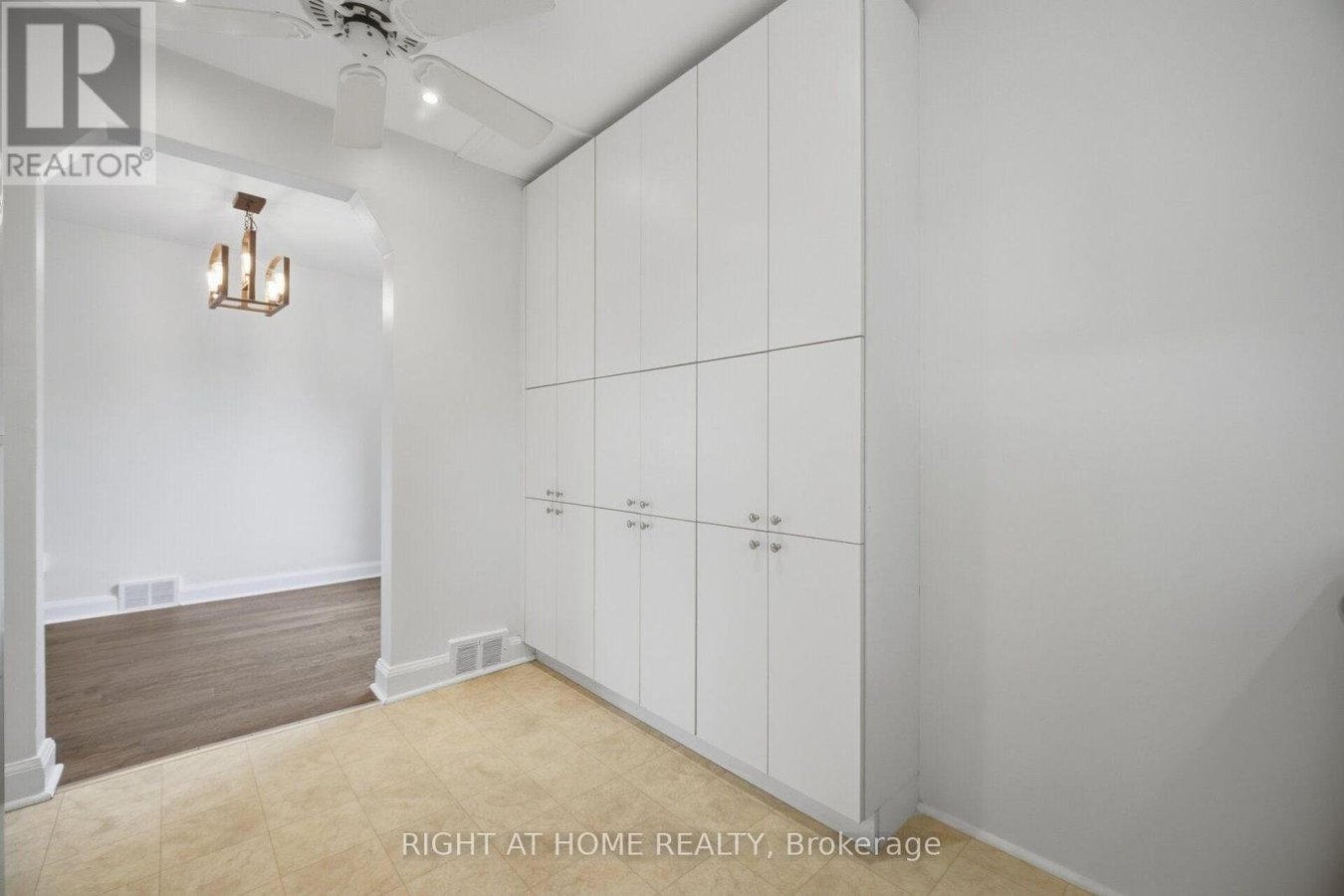 154 MARTIN GROVE ROAD - Photo 16