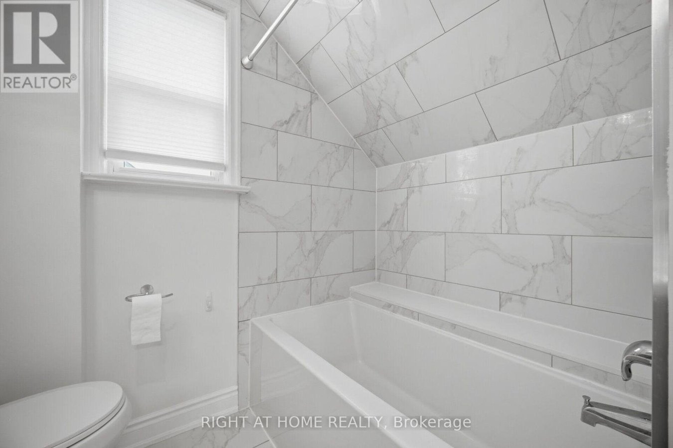 154 MARTIN GROVE ROAD - Photo 26