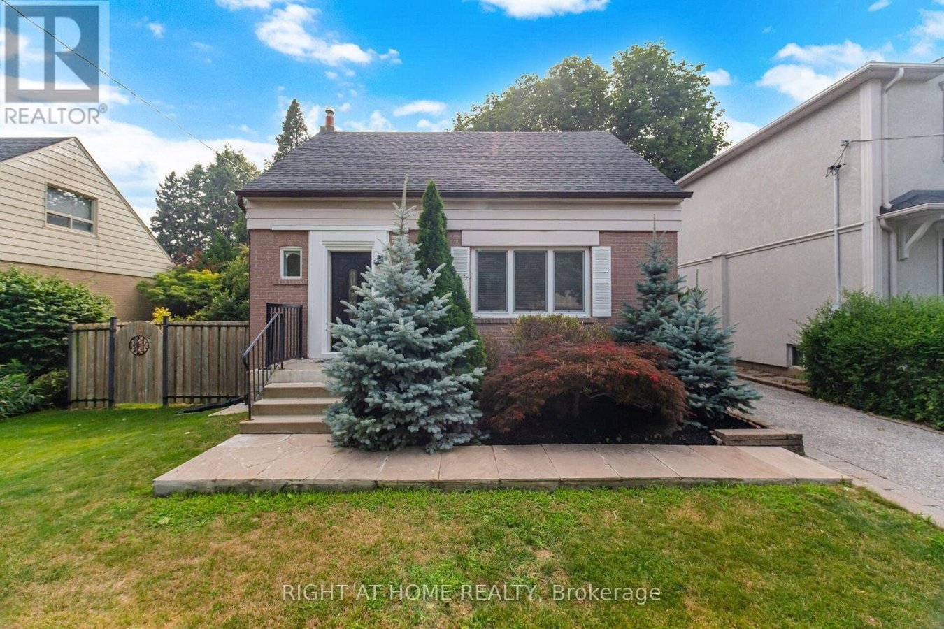 154 MARTIN GROVE ROAD - Photo 1