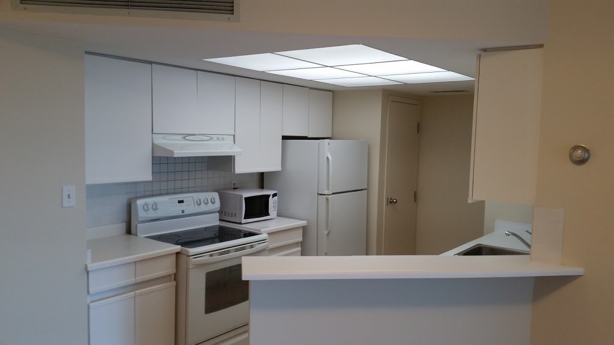 1001 Bay Street - Photo 2