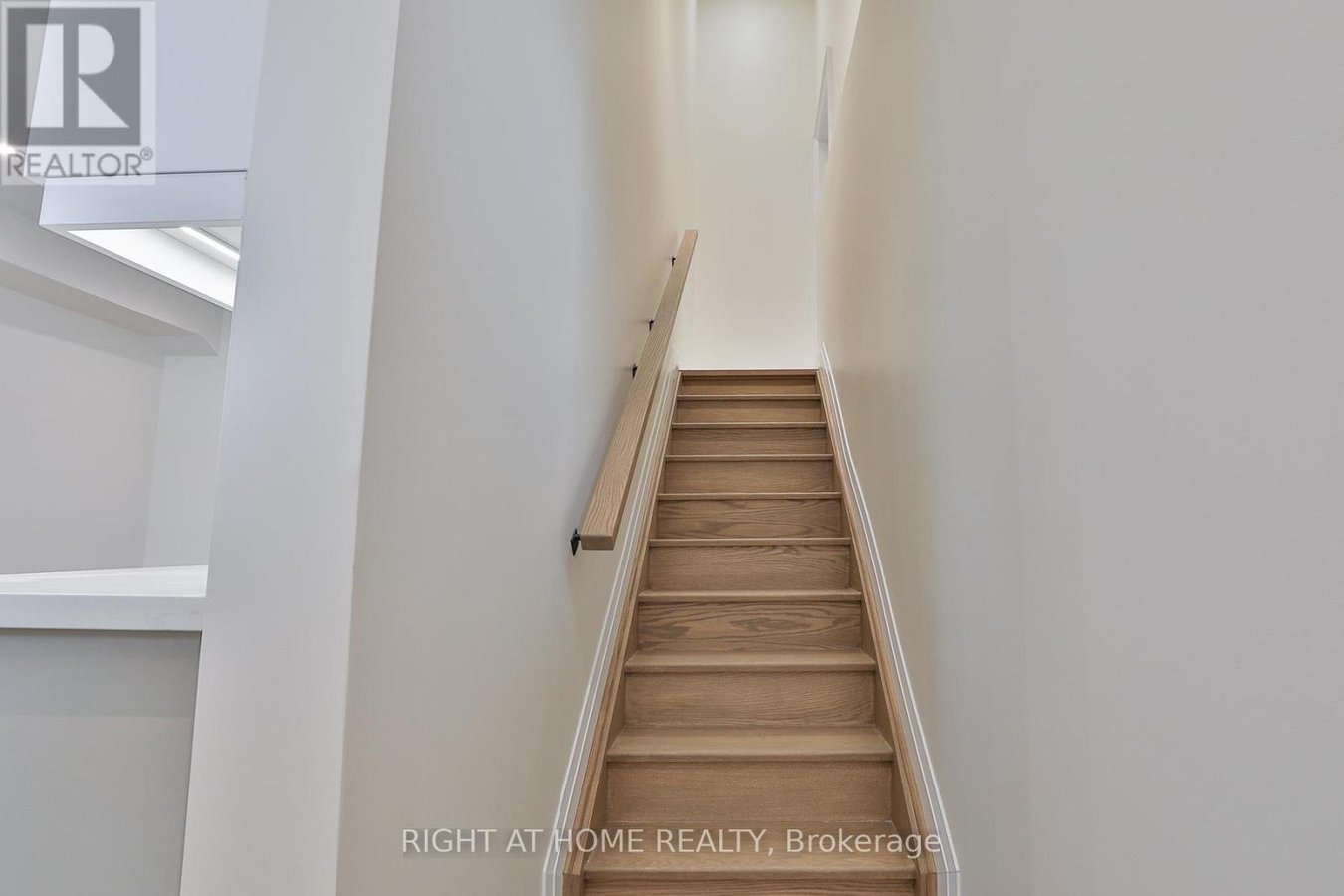 2 - 39 FIFTEENTH STREET - Photo 2