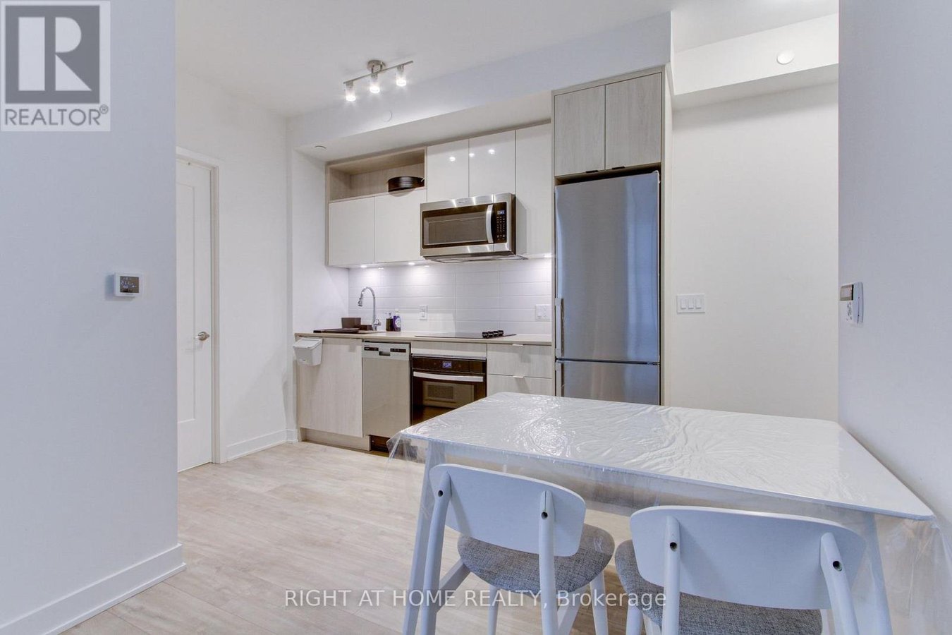 312B - 70 PRINCESS STREET - Photo 10