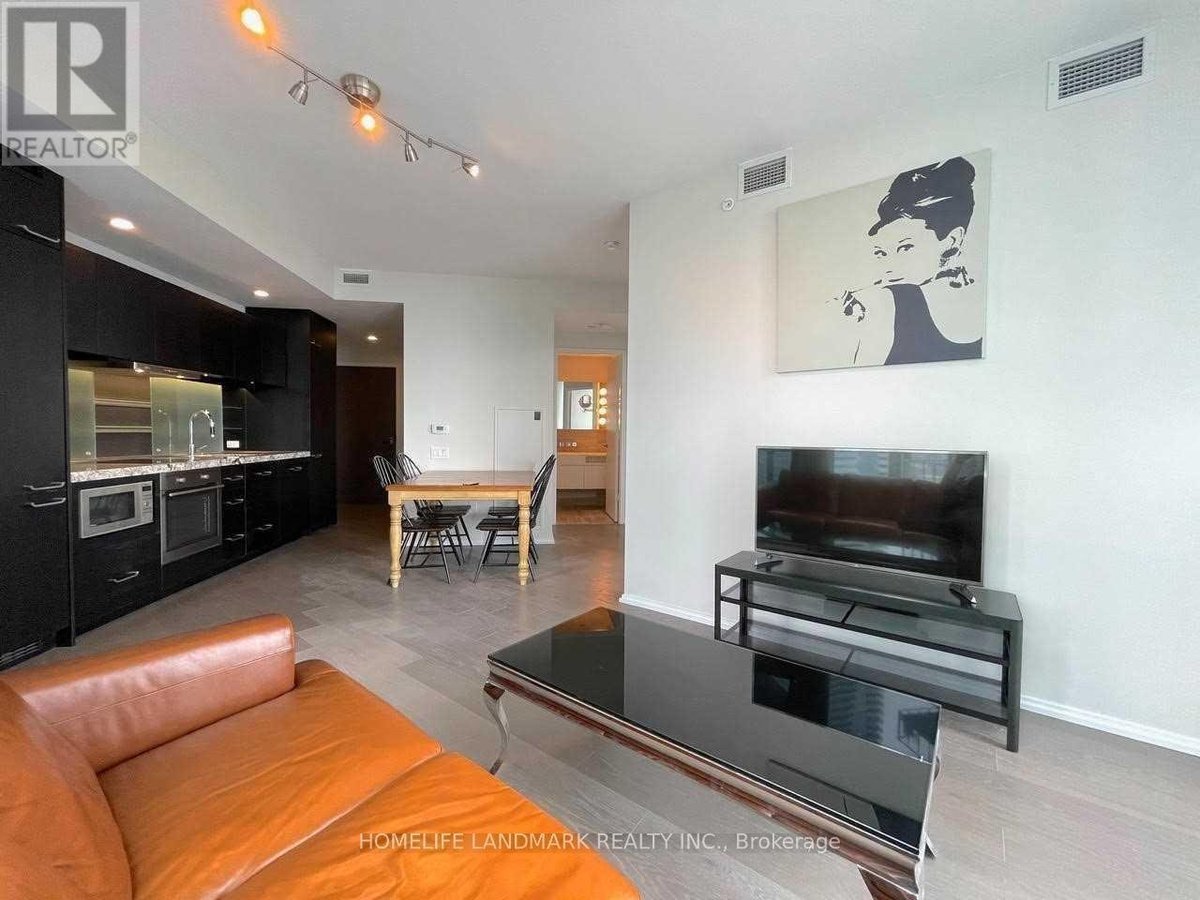 4502 - 45 CHARLES STREET E - Photo 7