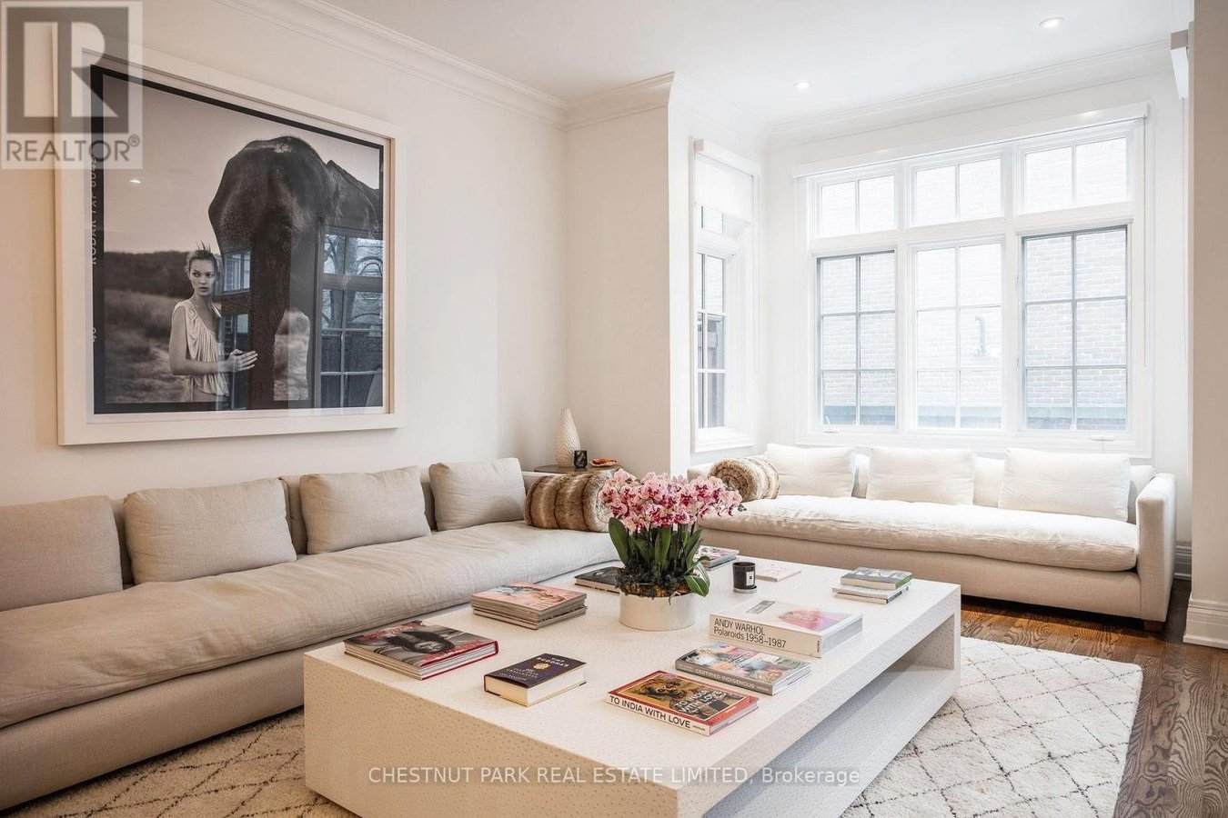 107 LONSDALE ROAD - Photo 2