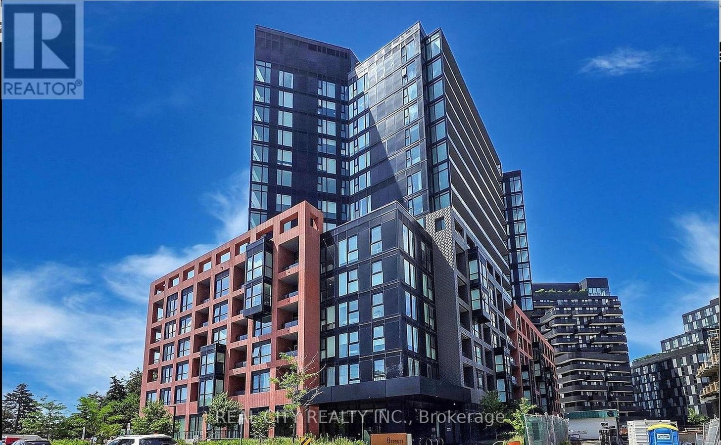 808 - 8 TIPPETT ROAD - Photo 1
