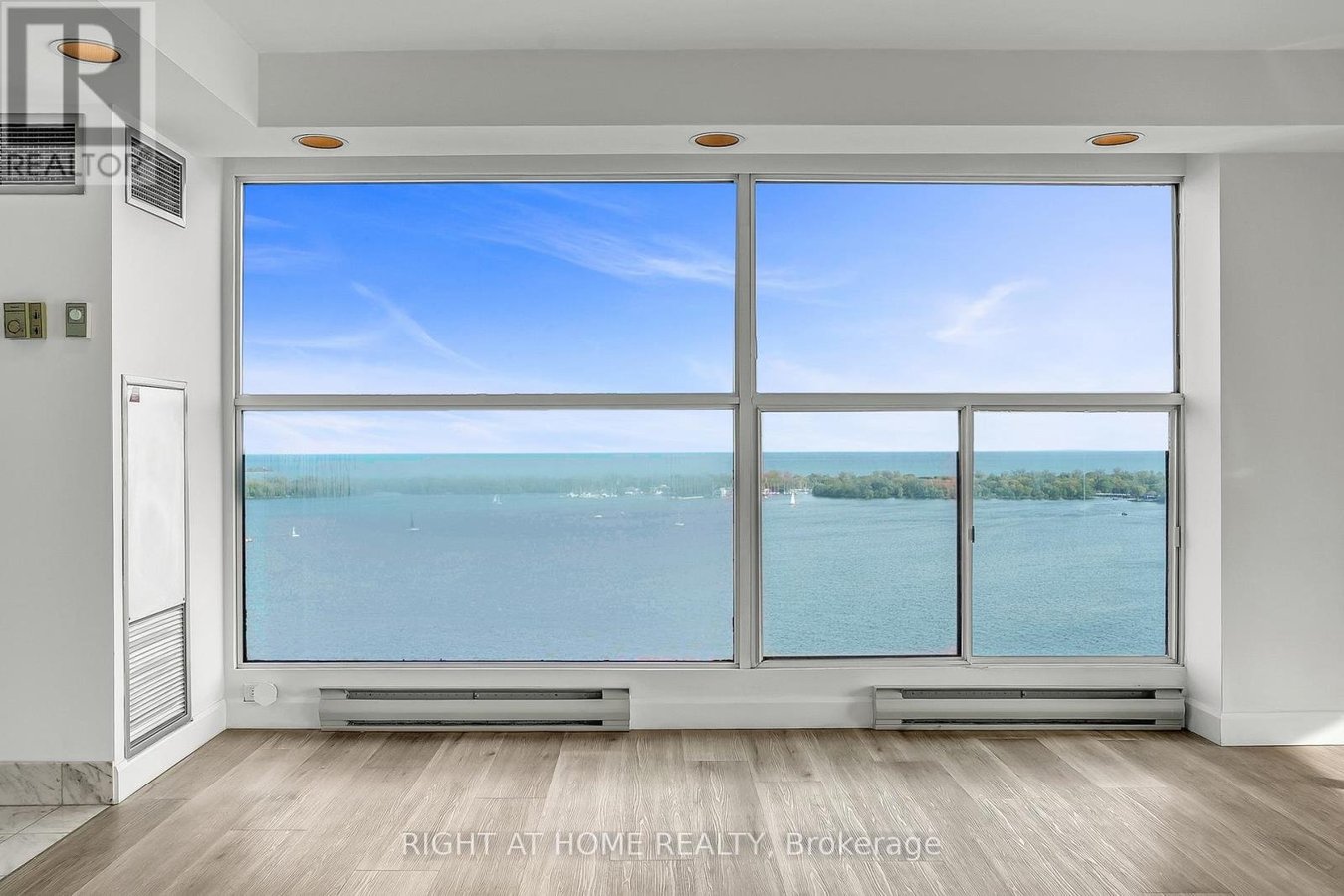 3008 - 99 HARBOUR SQUARE - Photo 12