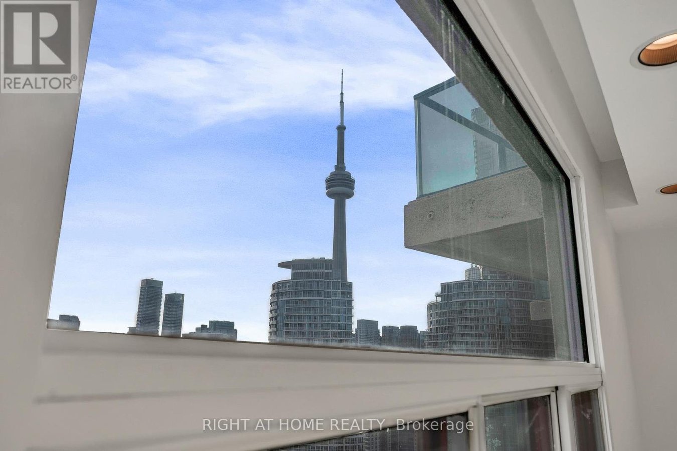 3008 - 99 HARBOUR SQUARE - Photo 24