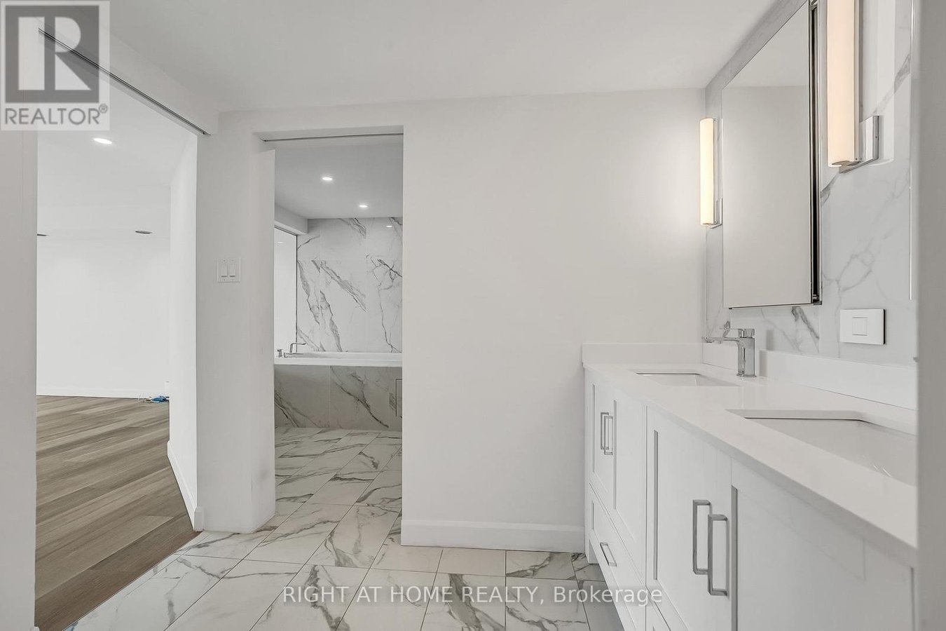 3008 - 99 HARBOUR SQUARE - Photo 26