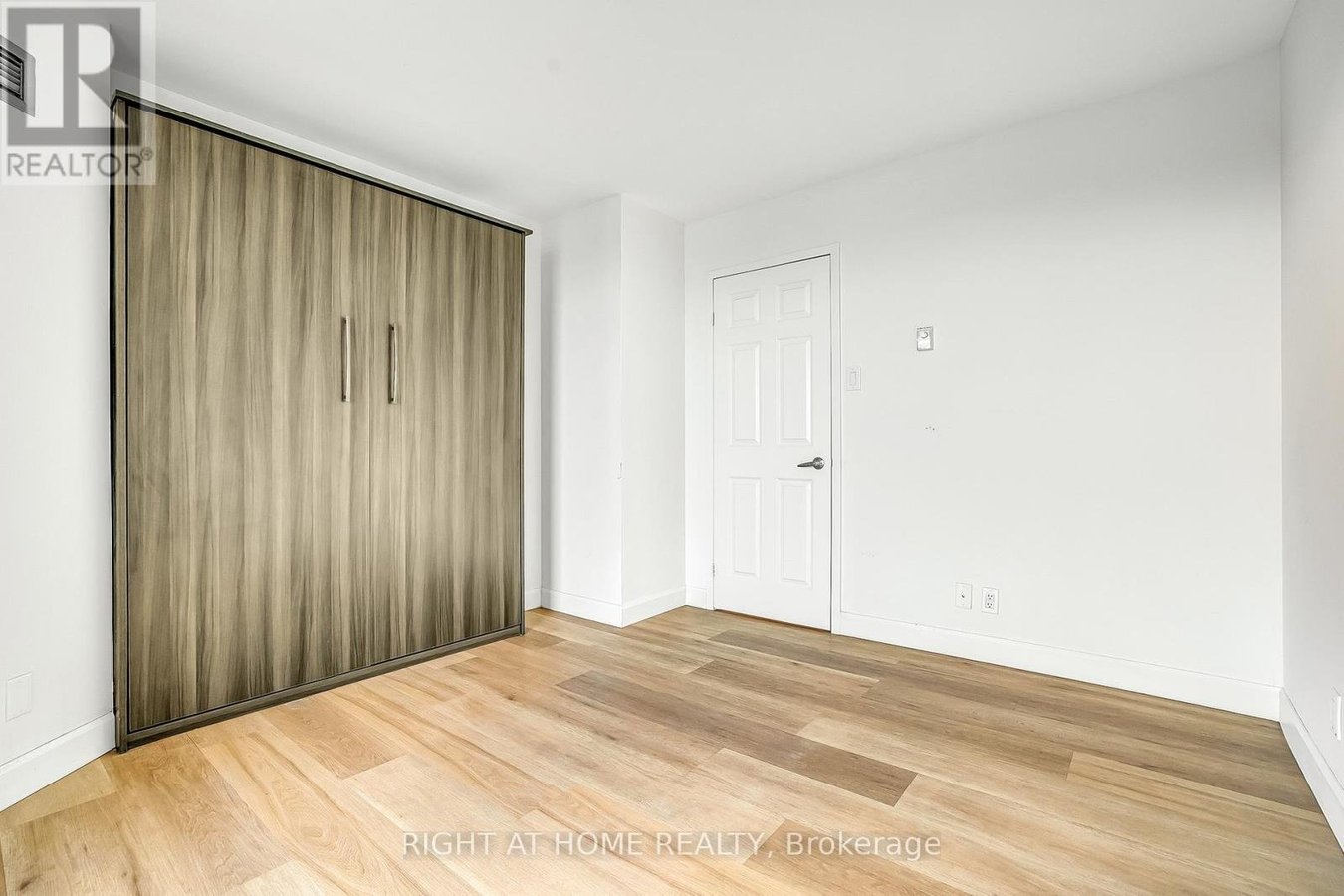 3008 - 99 HARBOUR SQUARE - Photo 30