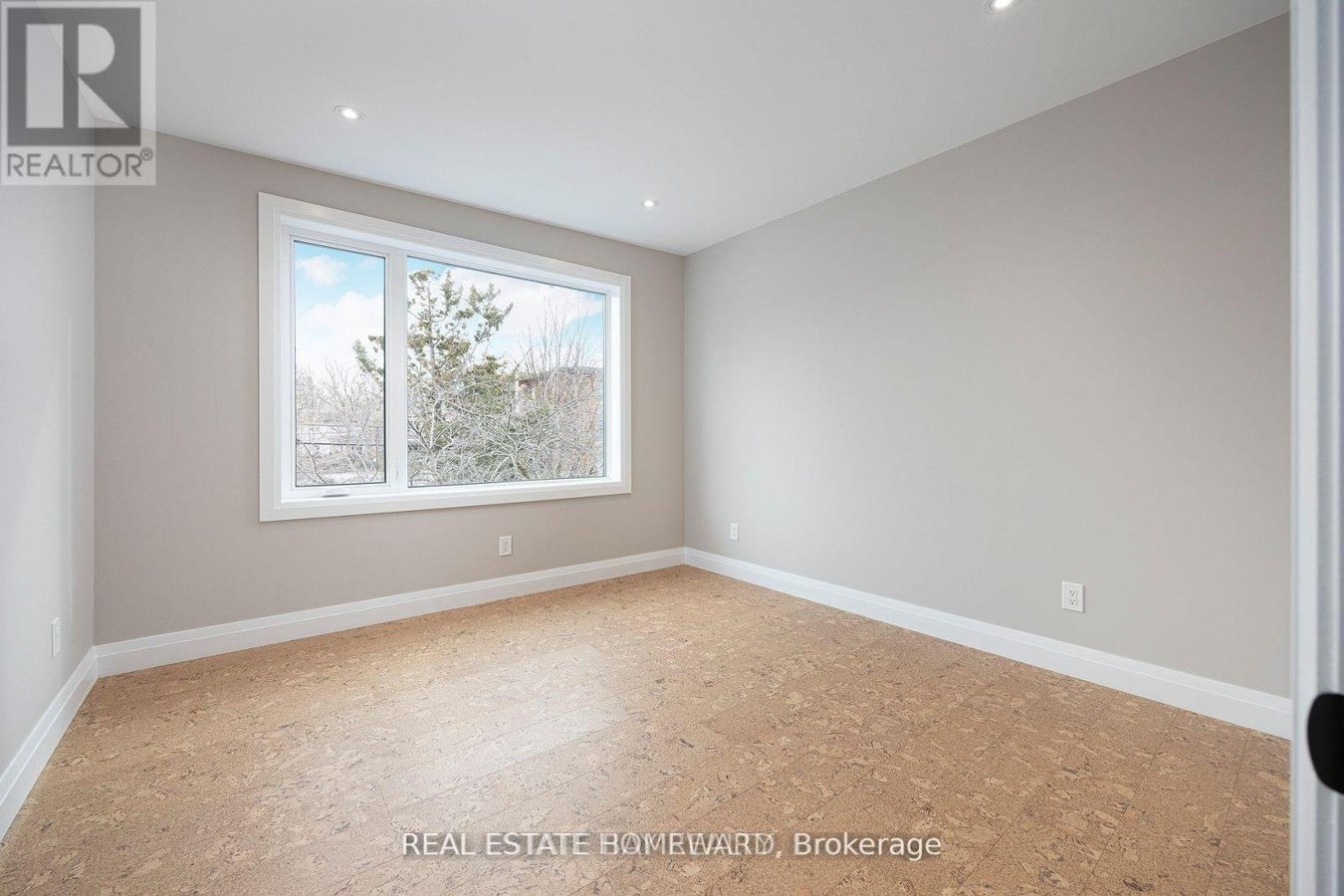 UPPER - 21 ALTON AVENUE - Photo 7