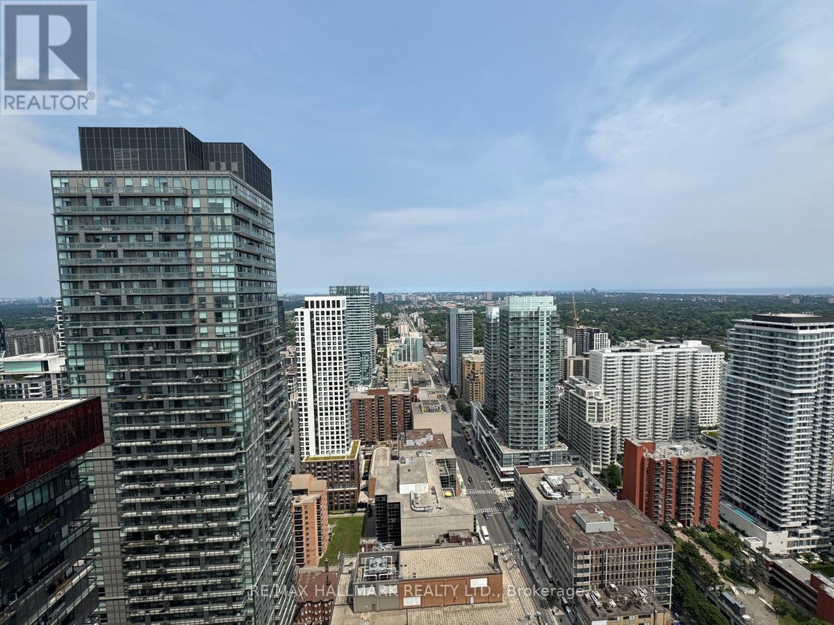 3808 - 8 EGLINTON AVENUE E - Photo 2