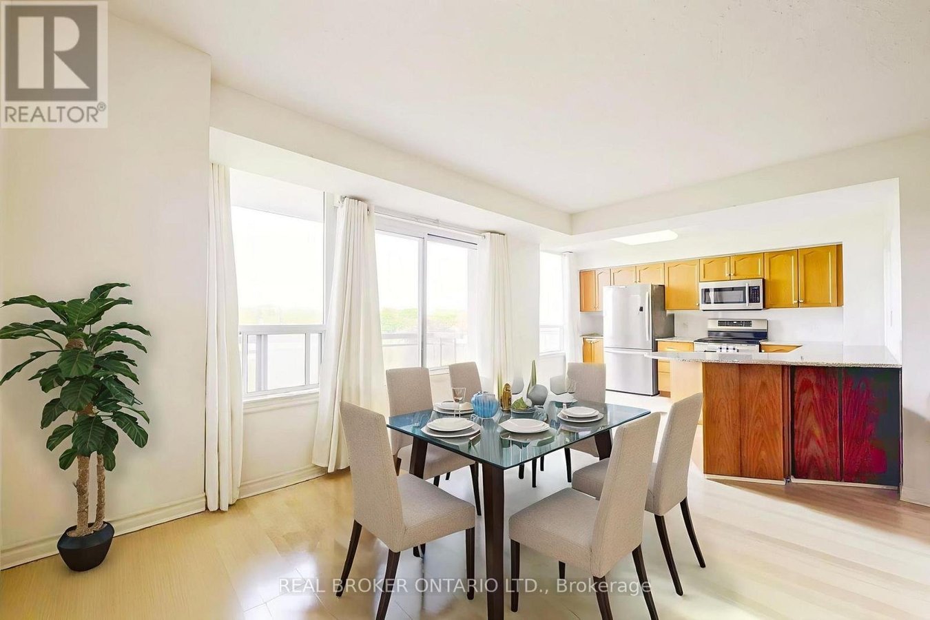 601 - 1720 EGLINTON AVENUE E - Photo 9