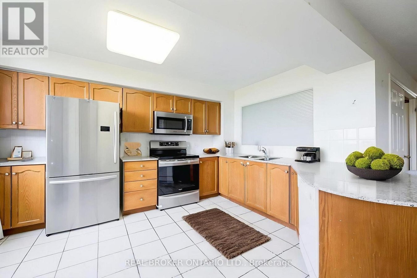 601 - 1720 EGLINTON AVENUE E - Photo 10