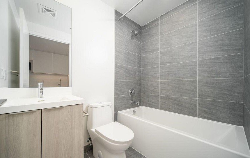 400 King Street West - Photo 6