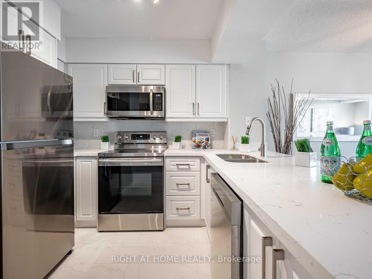 2306 - 750 BAY STREET - Photo 6